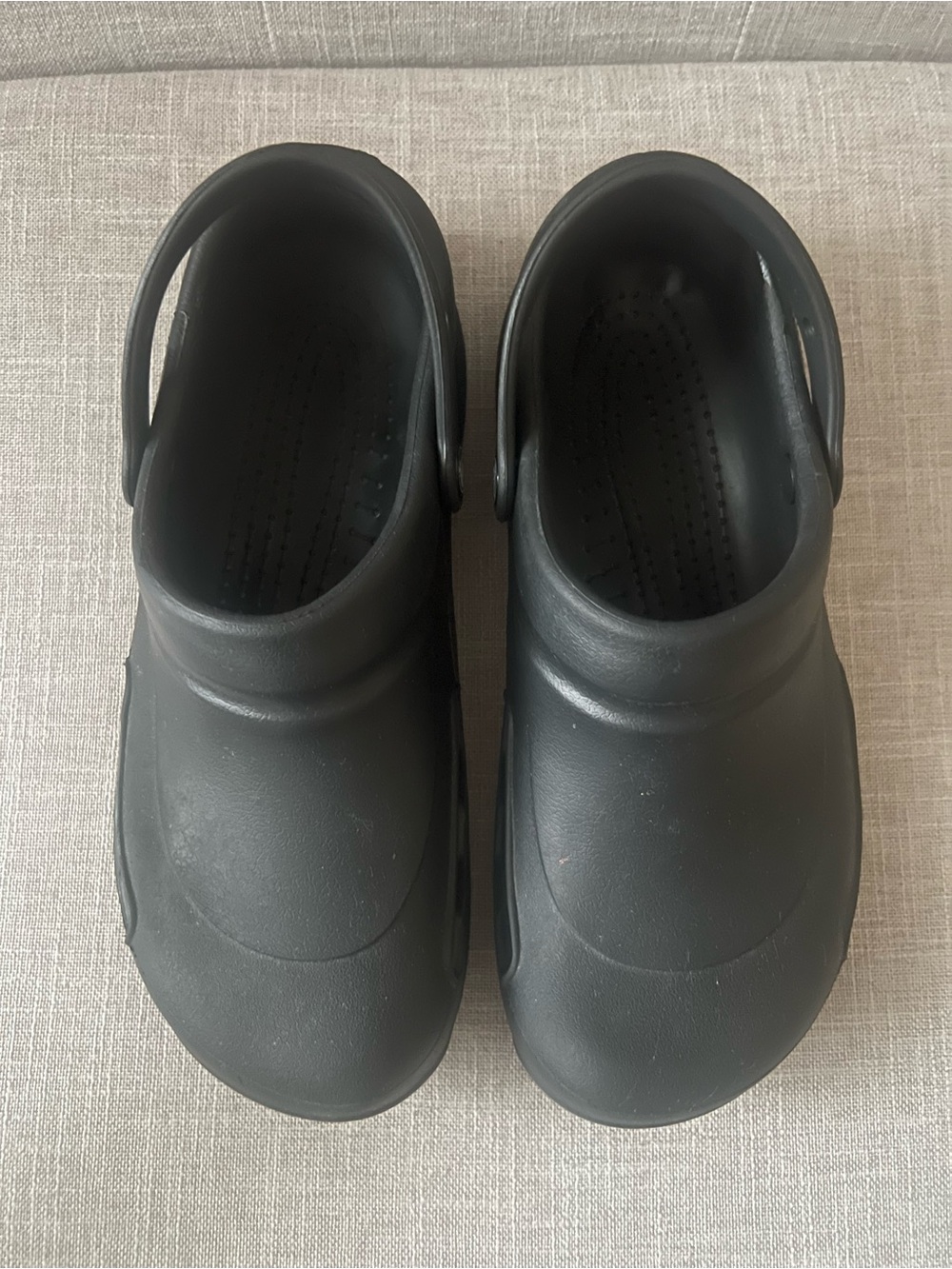 CROCS Classic Black Clogs, Mens 10, Heel Strap, outdoors casual